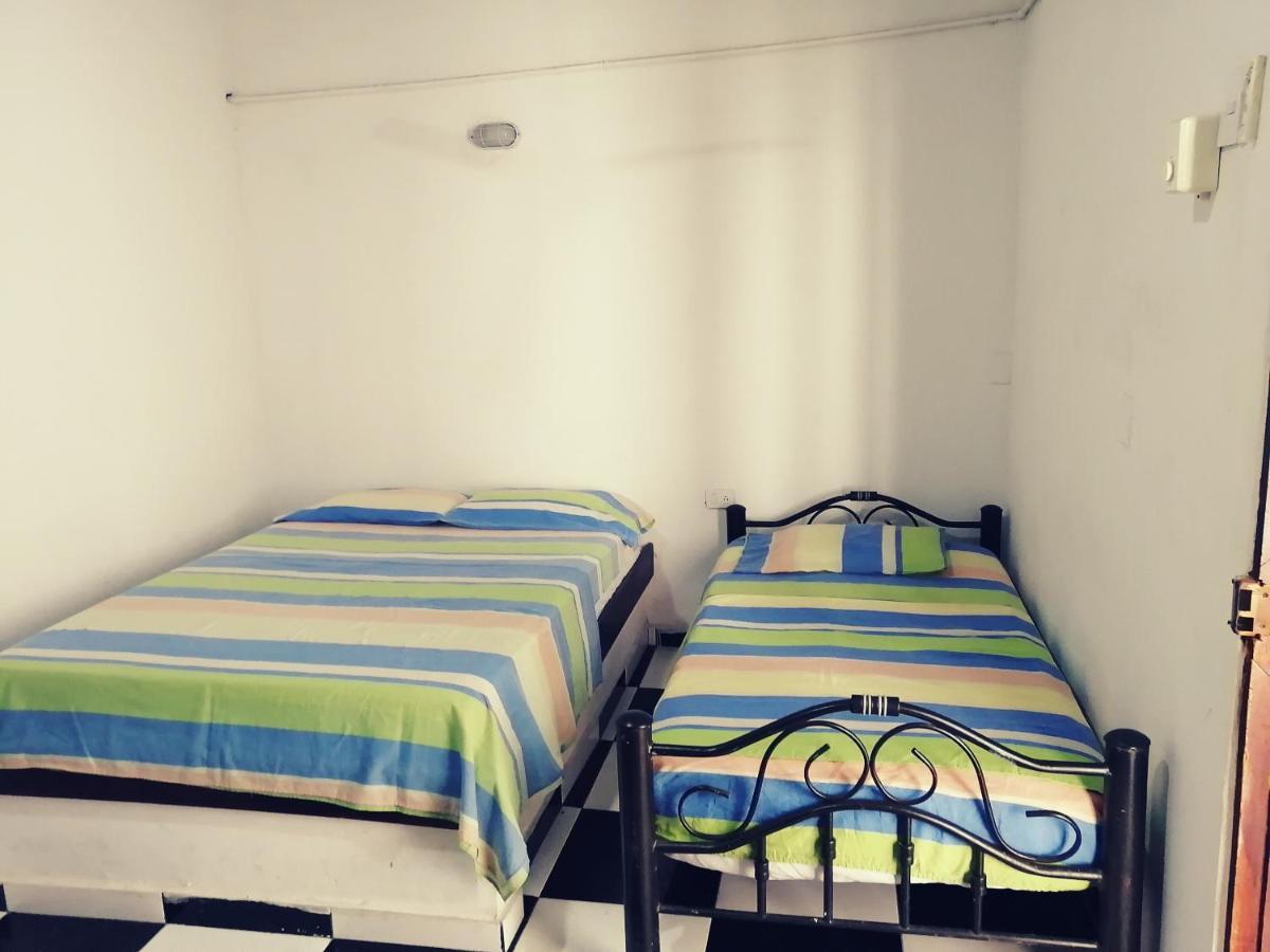 Hostal Maranatha Санта Марта Екстериор снимка