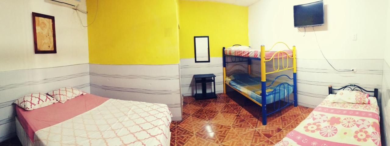 Hostal Maranatha Санта Марта Екстериор снимка