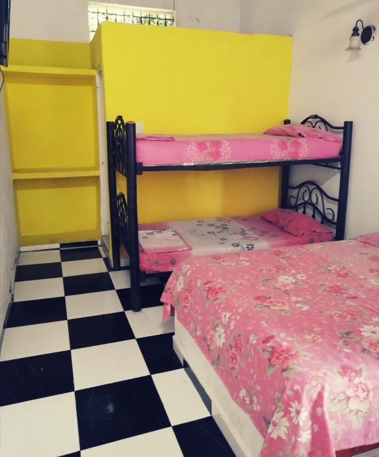 Hostal Maranatha Санта Марта Екстериор снимка