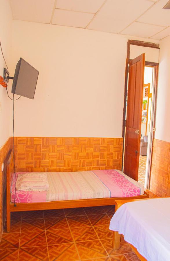 Hostal Maranatha Санта Марта Екстериор снимка