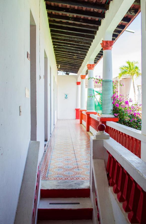 Hostal Maranatha Санта Марта Екстериор снимка
